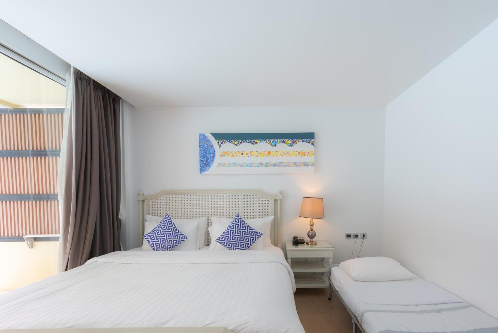 Beach Walk Boutique Resort Bangsaen Kamer foto